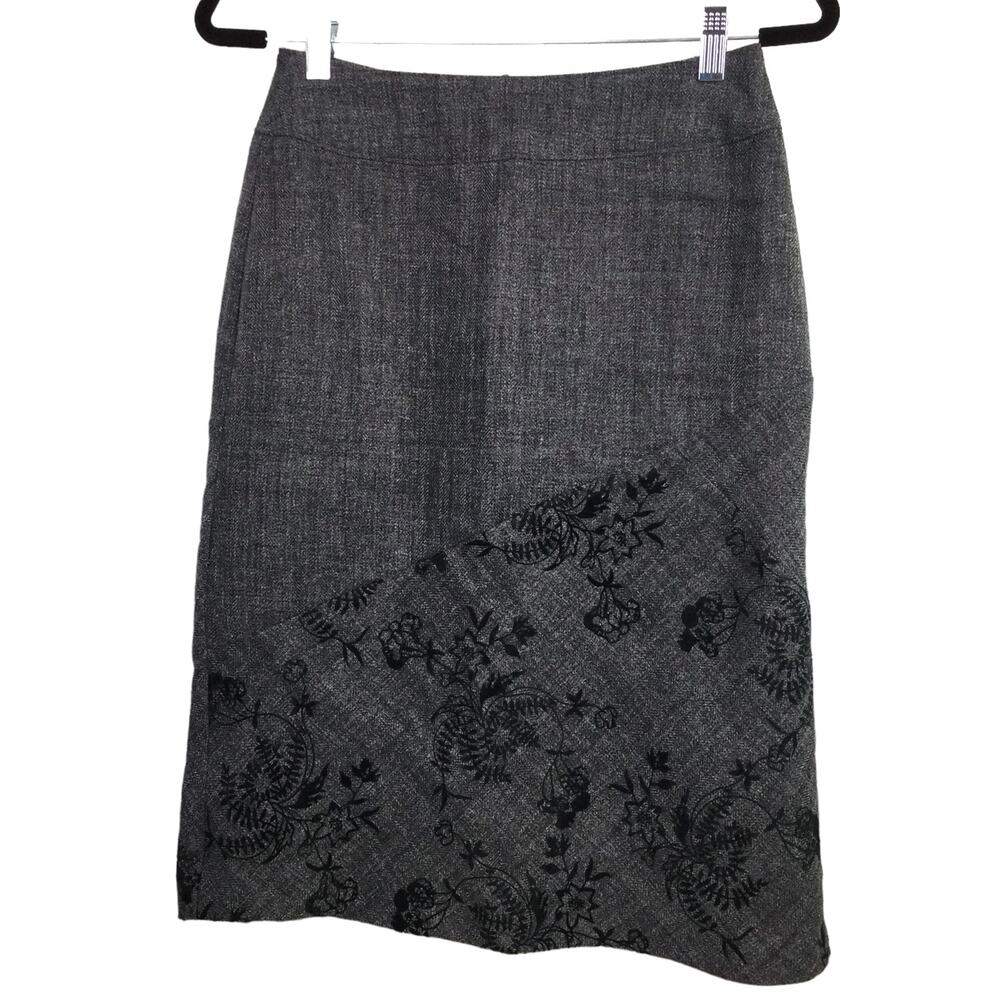 Norton McNaughton 90s Dark Academia Whimsigoth Floral Embroidered Pencil Skirt 4